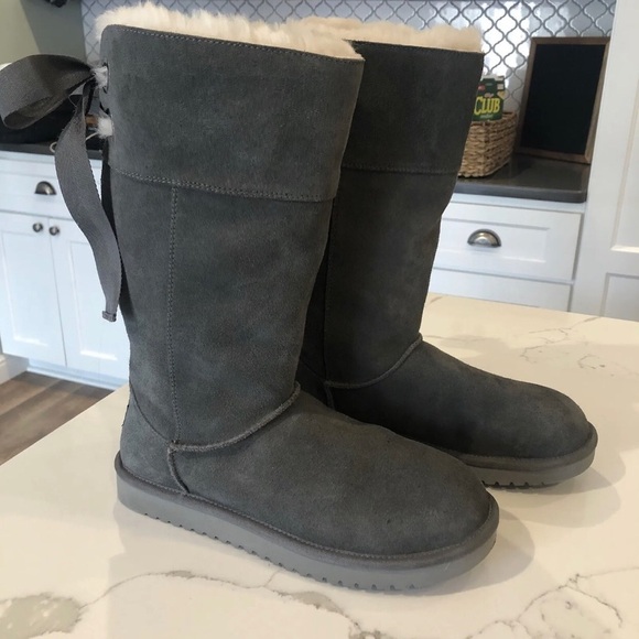 KOOLABURRA BY UGG Bow Accent Gray Suede Shearling Lined Tall Boots Size 8 - Picture 1 of 8